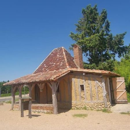 Ferienwohnung The Walnut Tree. Saint-Aulaye-Puymangou Exterior foto